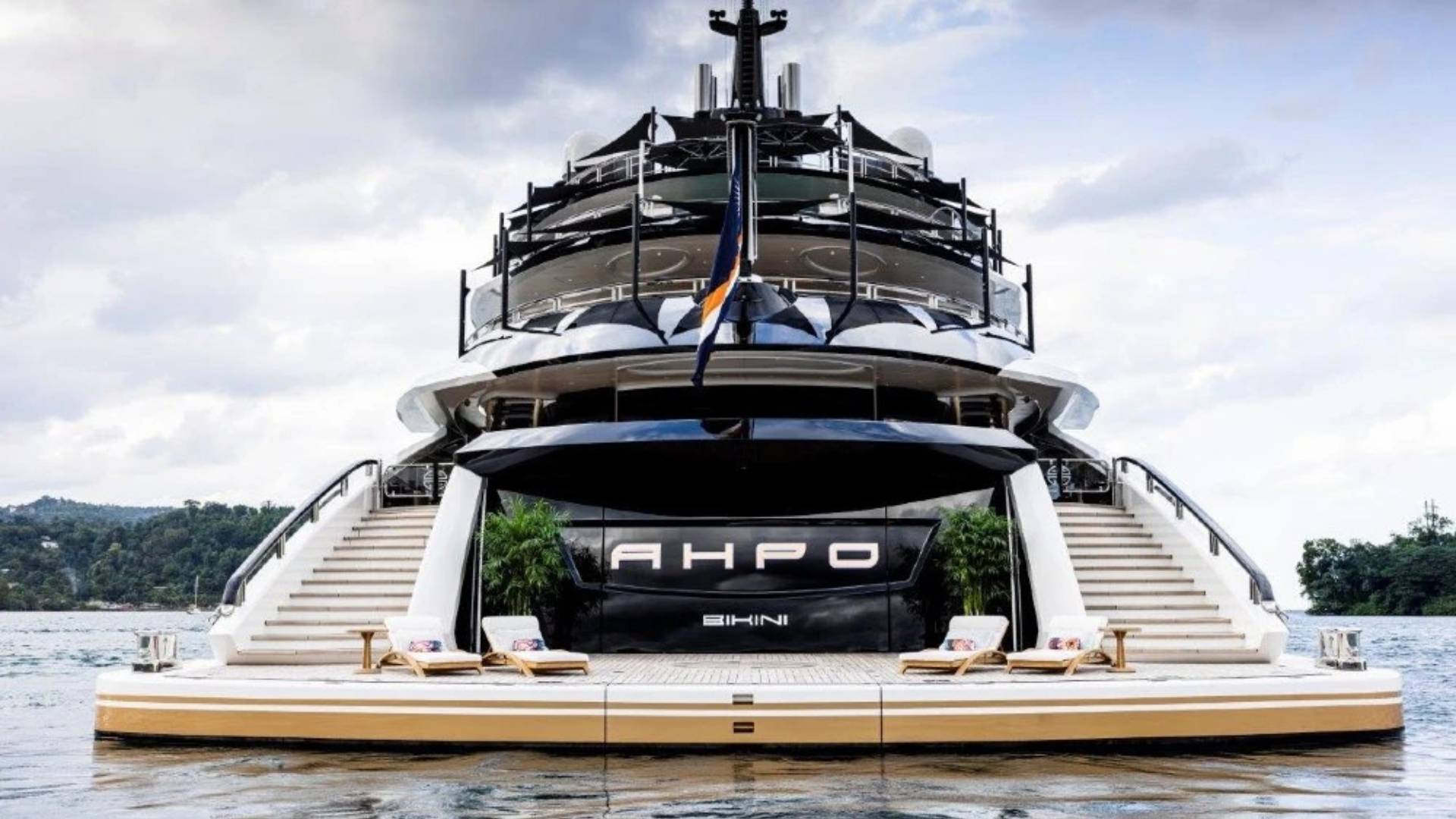 ahpo-superyacht-Robb-Report-Italia