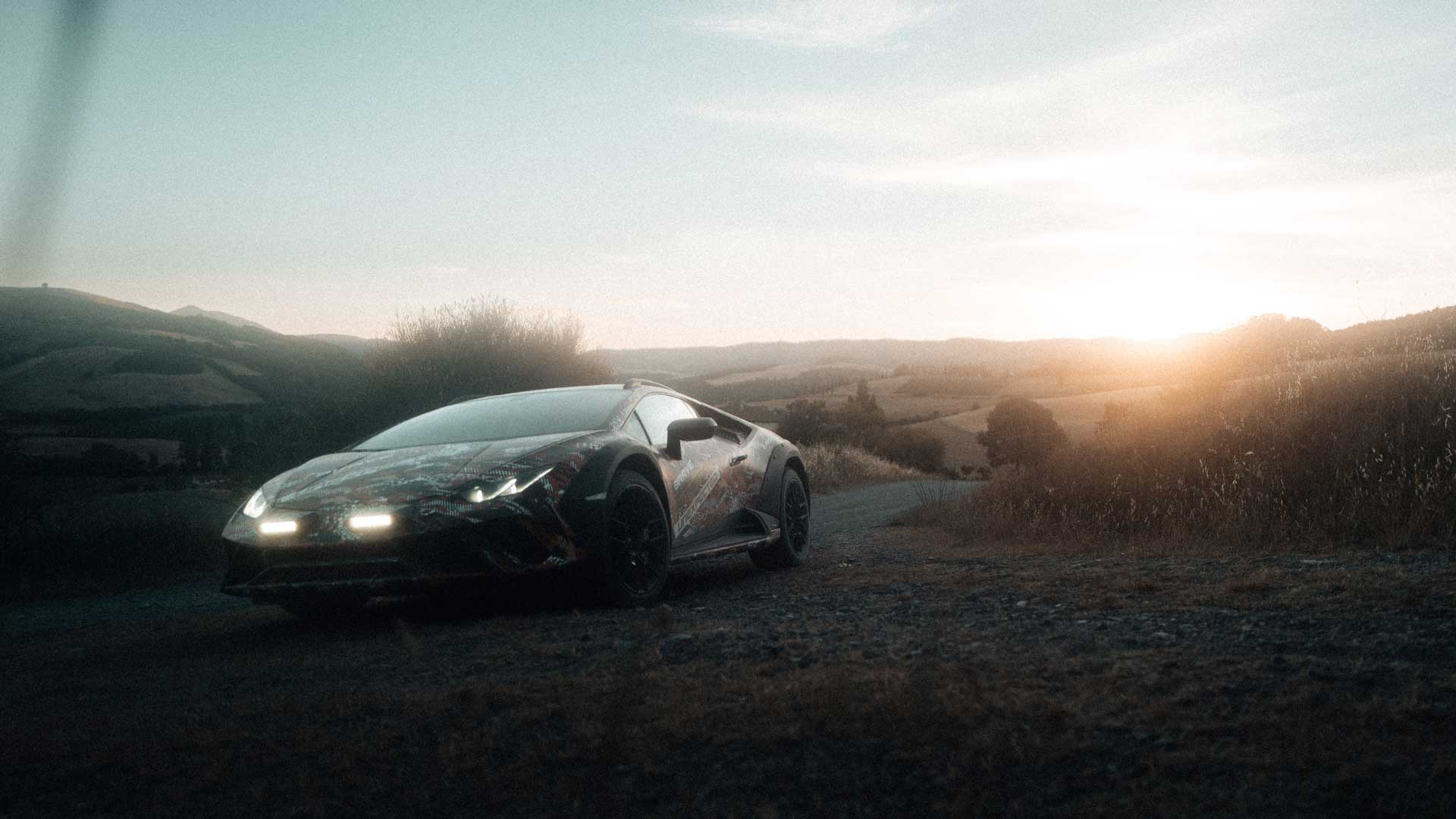Lamborghini-Huracán-Sterrato-frame-video-teaser-Robb-Report-Italia