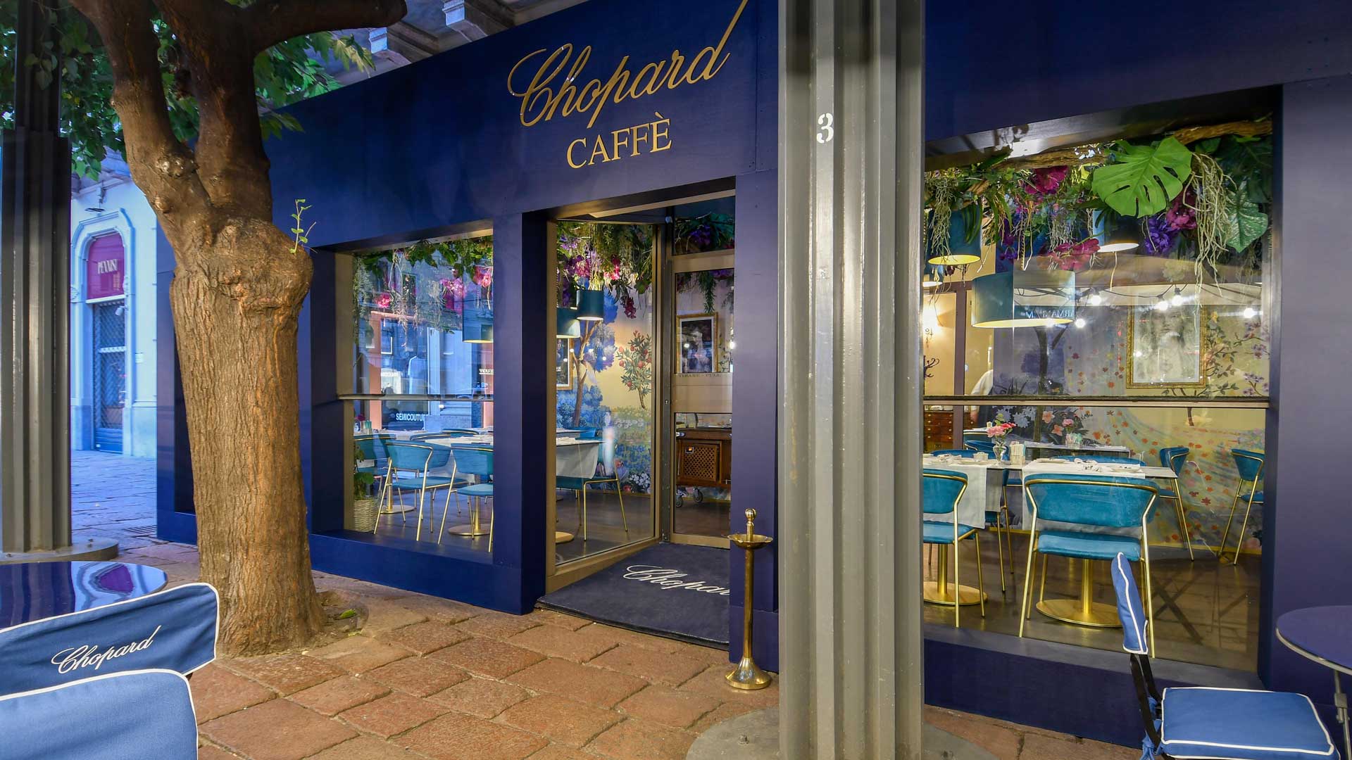 Temporary-Chopard-Caffé-Grand-Hotel-et-de-Milan-Robb-Report-Italia