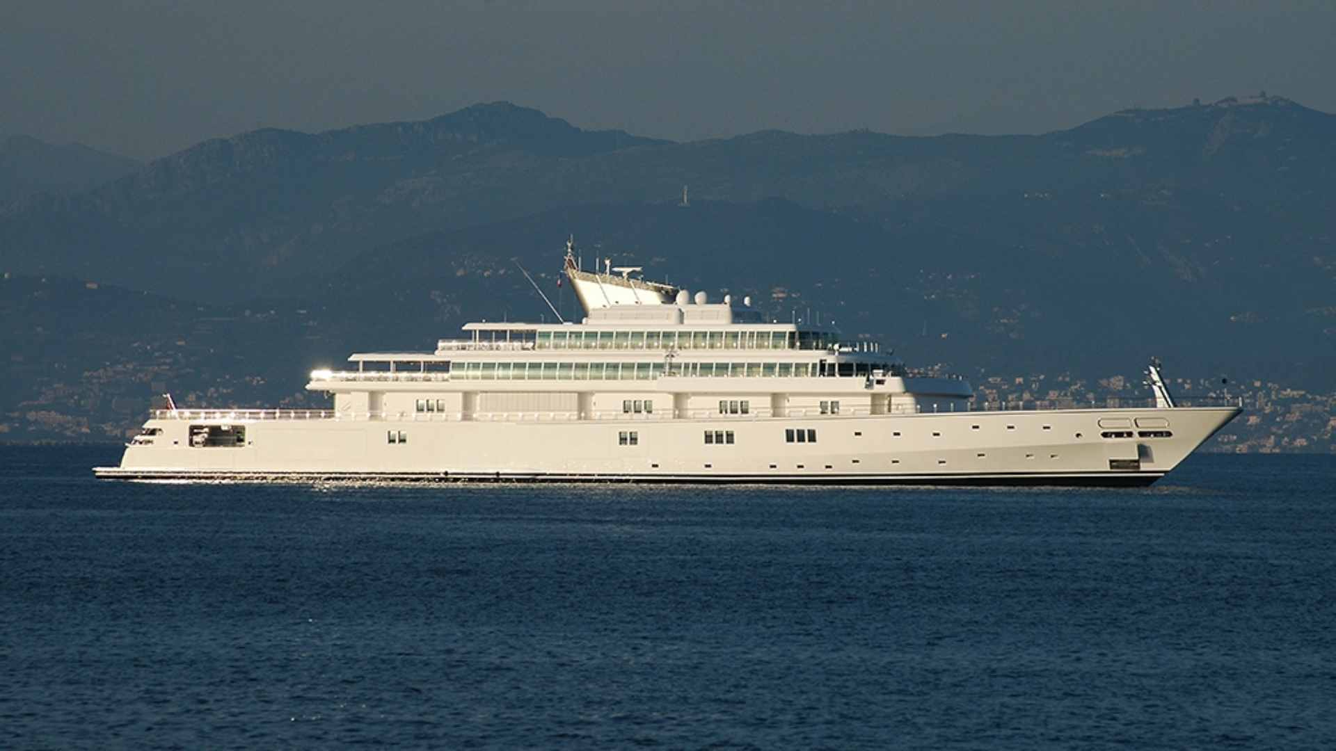 yacht-lusso-robb-report-italia