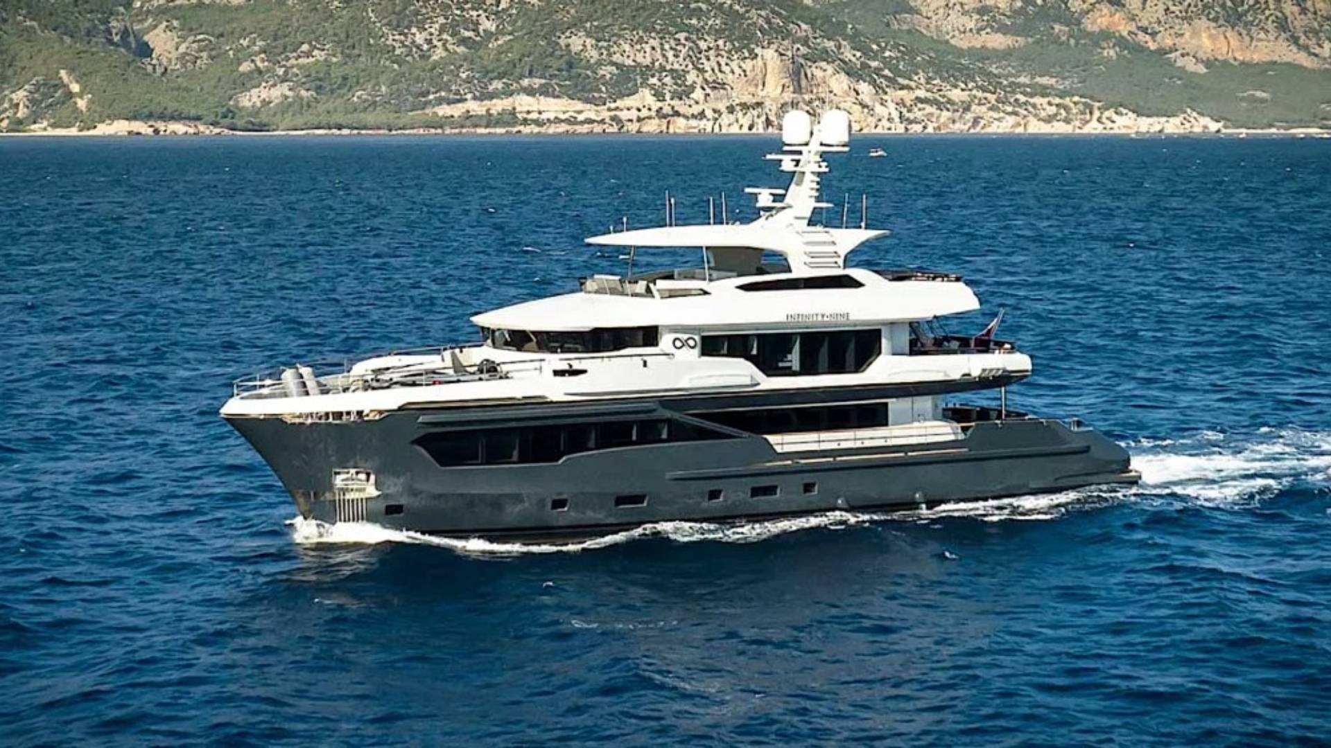 yacht-esplorazione-robb-report-italia
