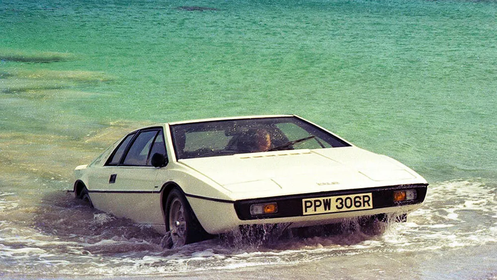 1 1976 Lotus Esprit S1 'Wet Nellie' Auto di James Bond