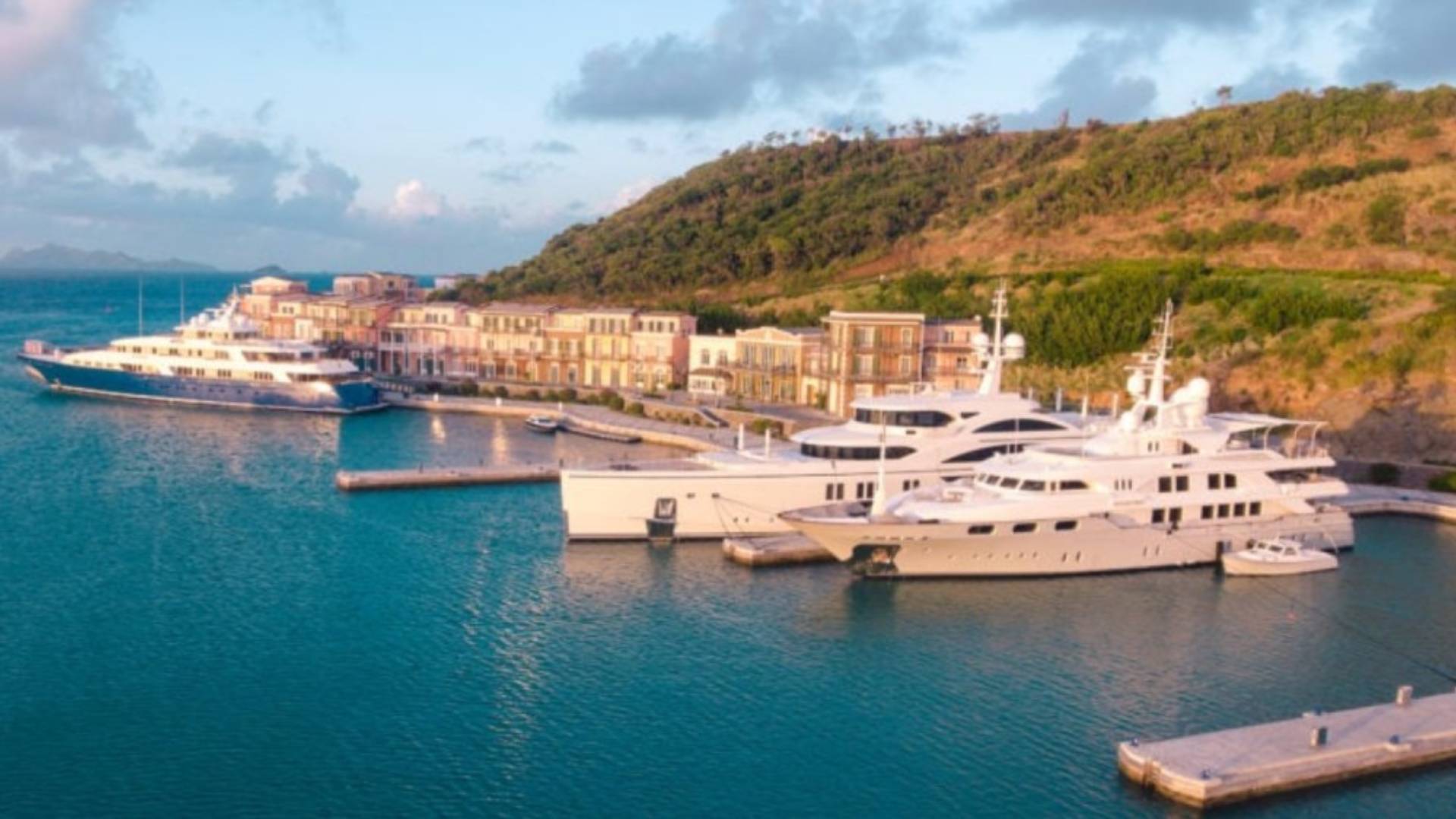 superyacht-porto-robb-report-italia