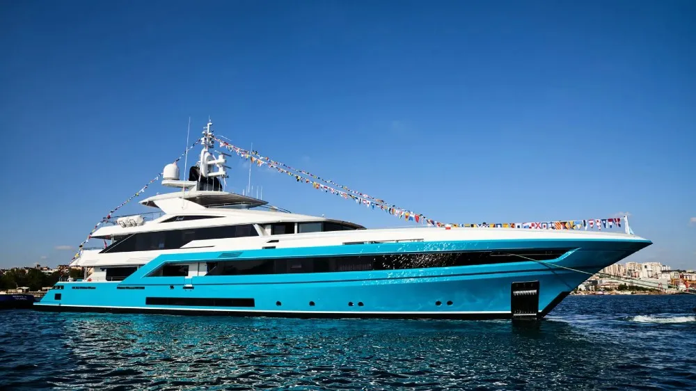 ‘Jewels’ Turquoise Yachts