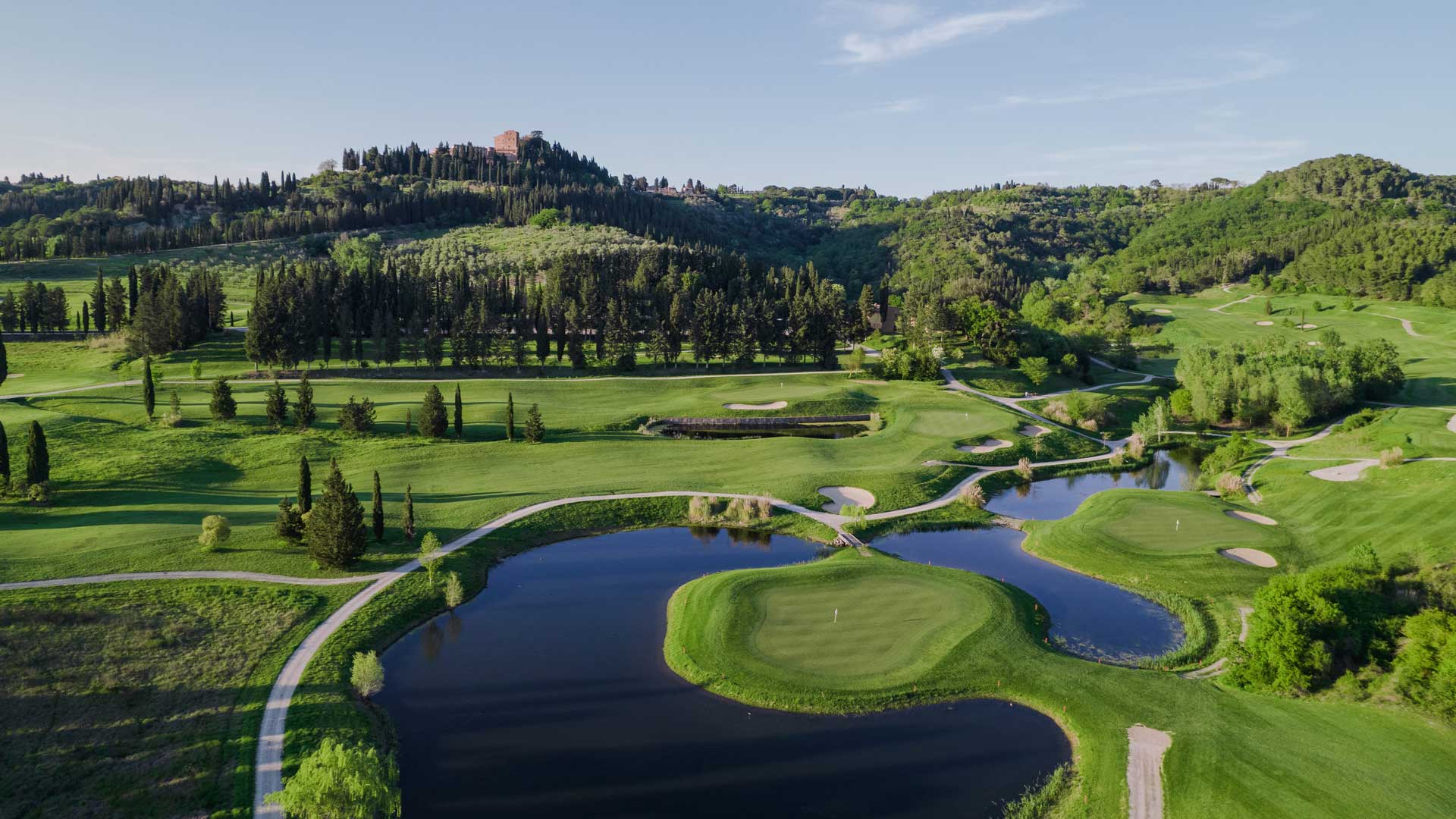 Golf-Club-Castelfalfi-buche-robb-report-italia