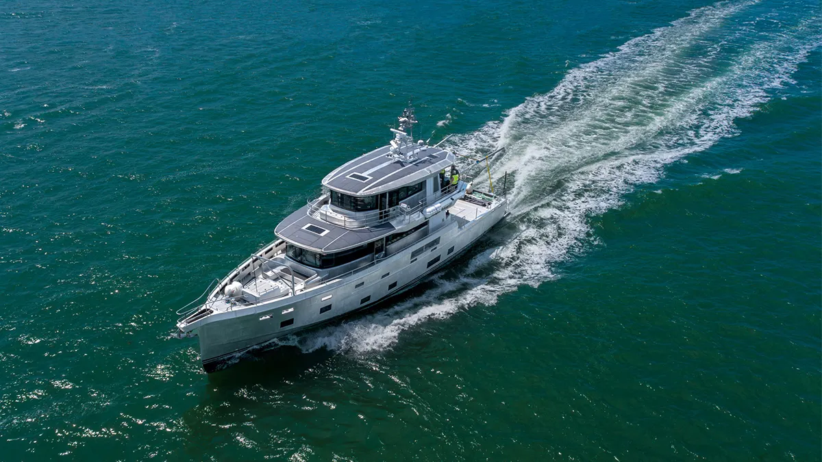 Arksen85-yacht-per-esplorazioni-robb-report-italia