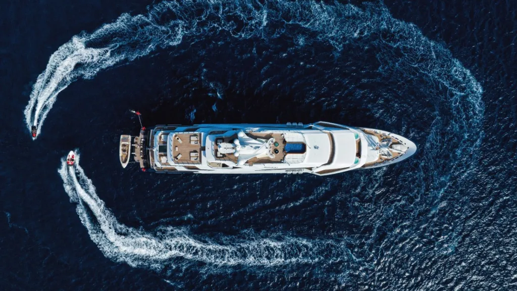 yacht aalto oceanco robb report italia 11