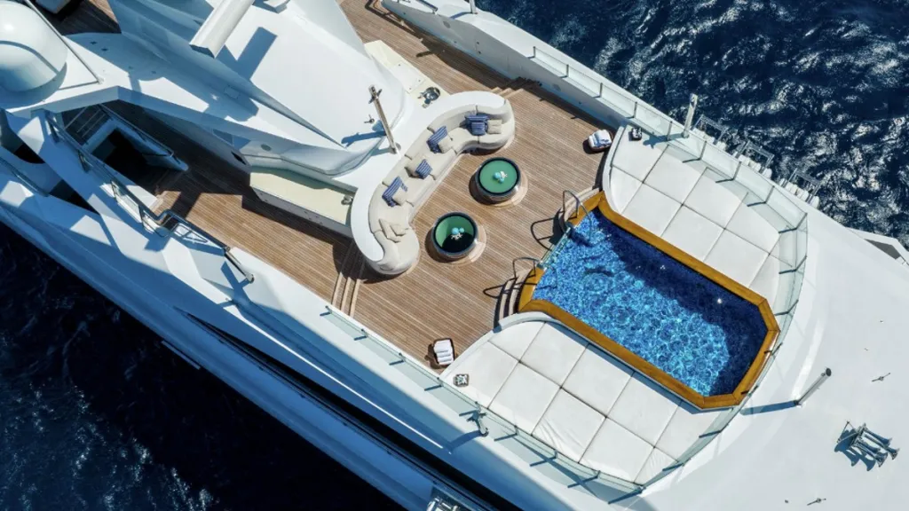 yacht aalto oceanco robb report italia 3