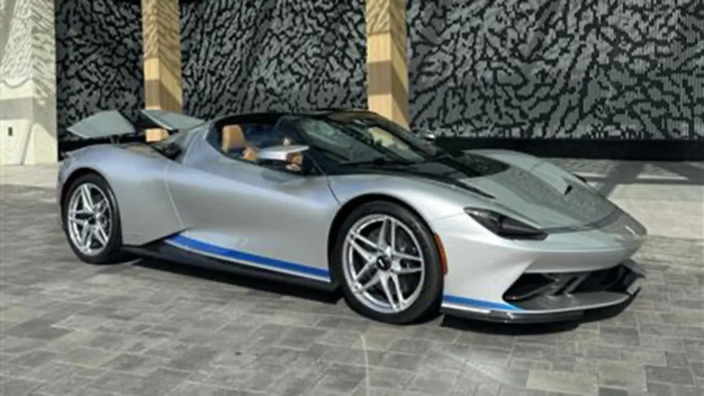 Pininfarina Battista TargamericaMichael Jordan Robb Report Italia 2