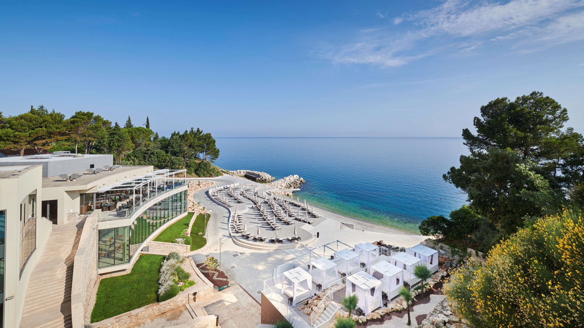Beach-club-11-Robb-Report-Italia