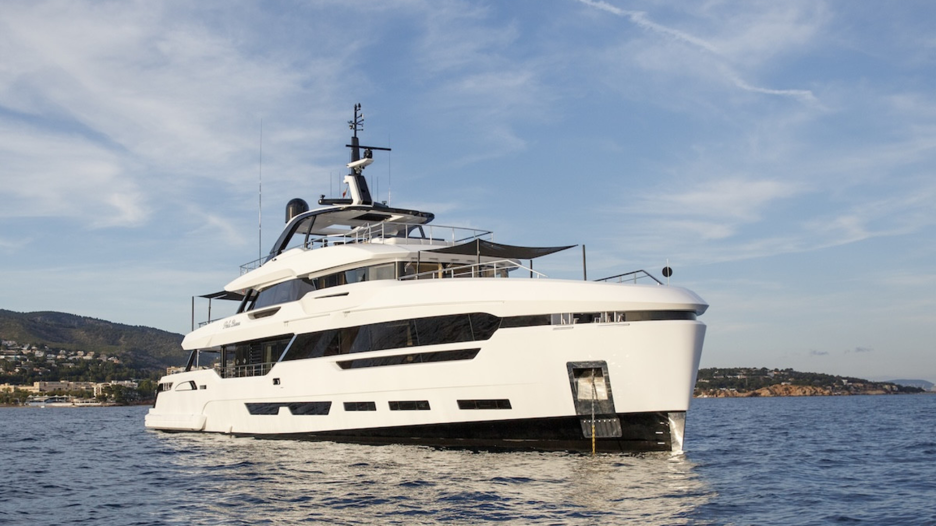 Monaco-Yacht-Show-4-Robb-Report-Italia