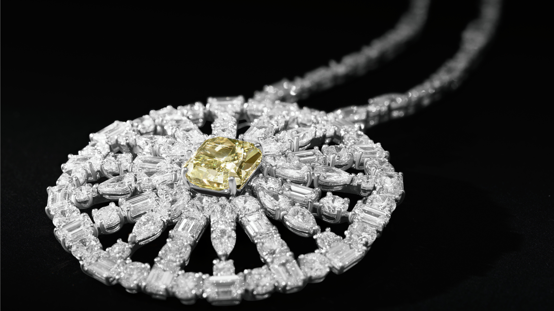 Gioielli-Natale-12-Robb-Report-Italia