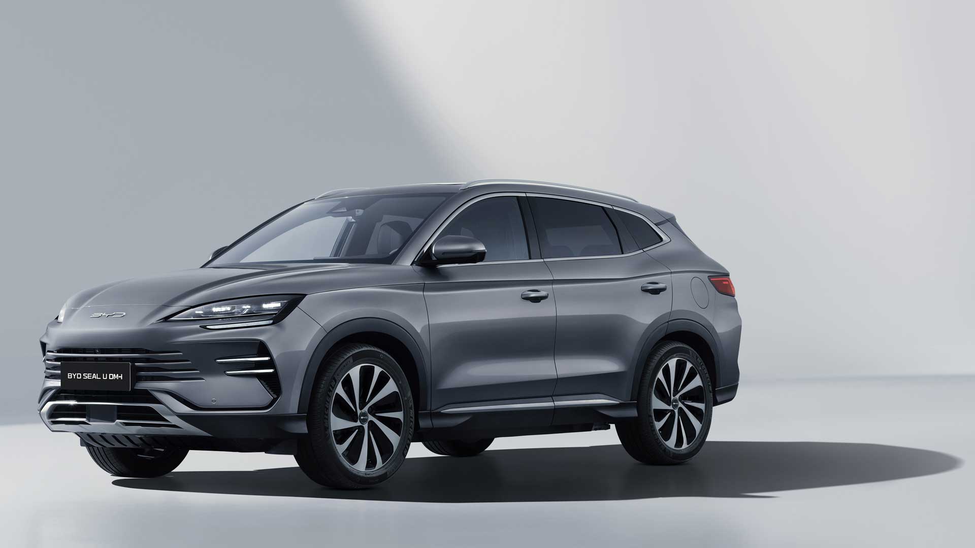 BYD-5-Robb-Report-Italia