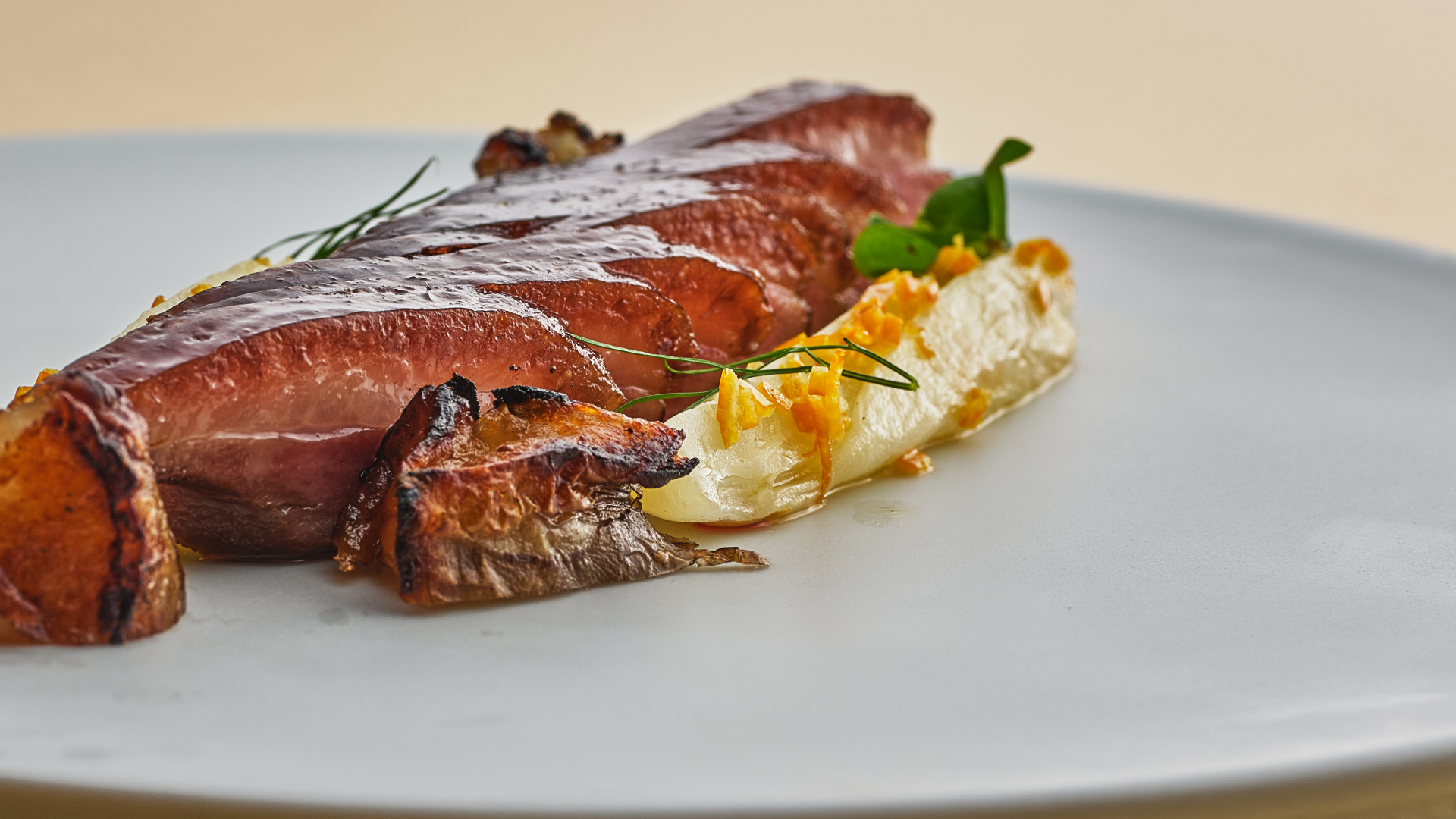 Gong-Oriental-Attitude-5-Robb-Report-Italia