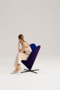 Heart-Cone-Chair-2-Robb-Report-Italia