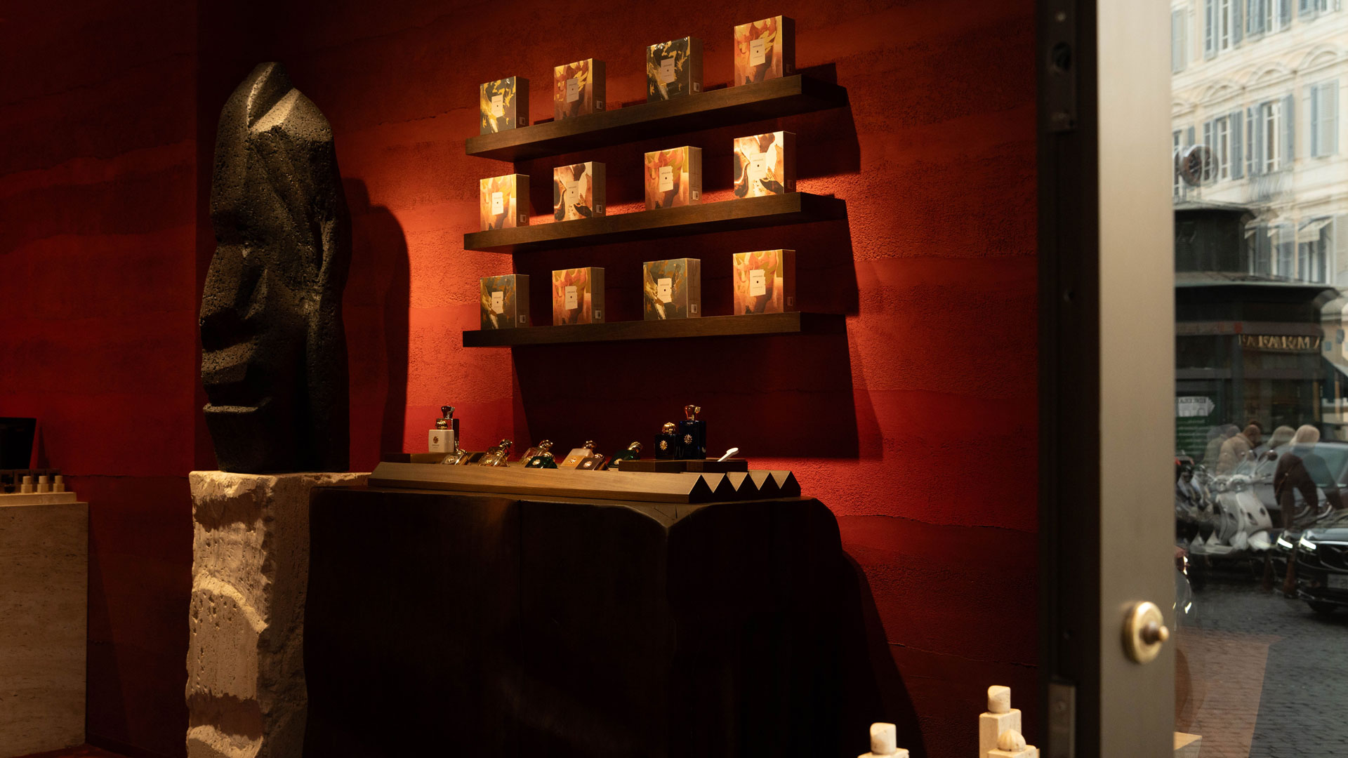 Ephemeral-boutique-Amouage-6-Robb-Report-Italia