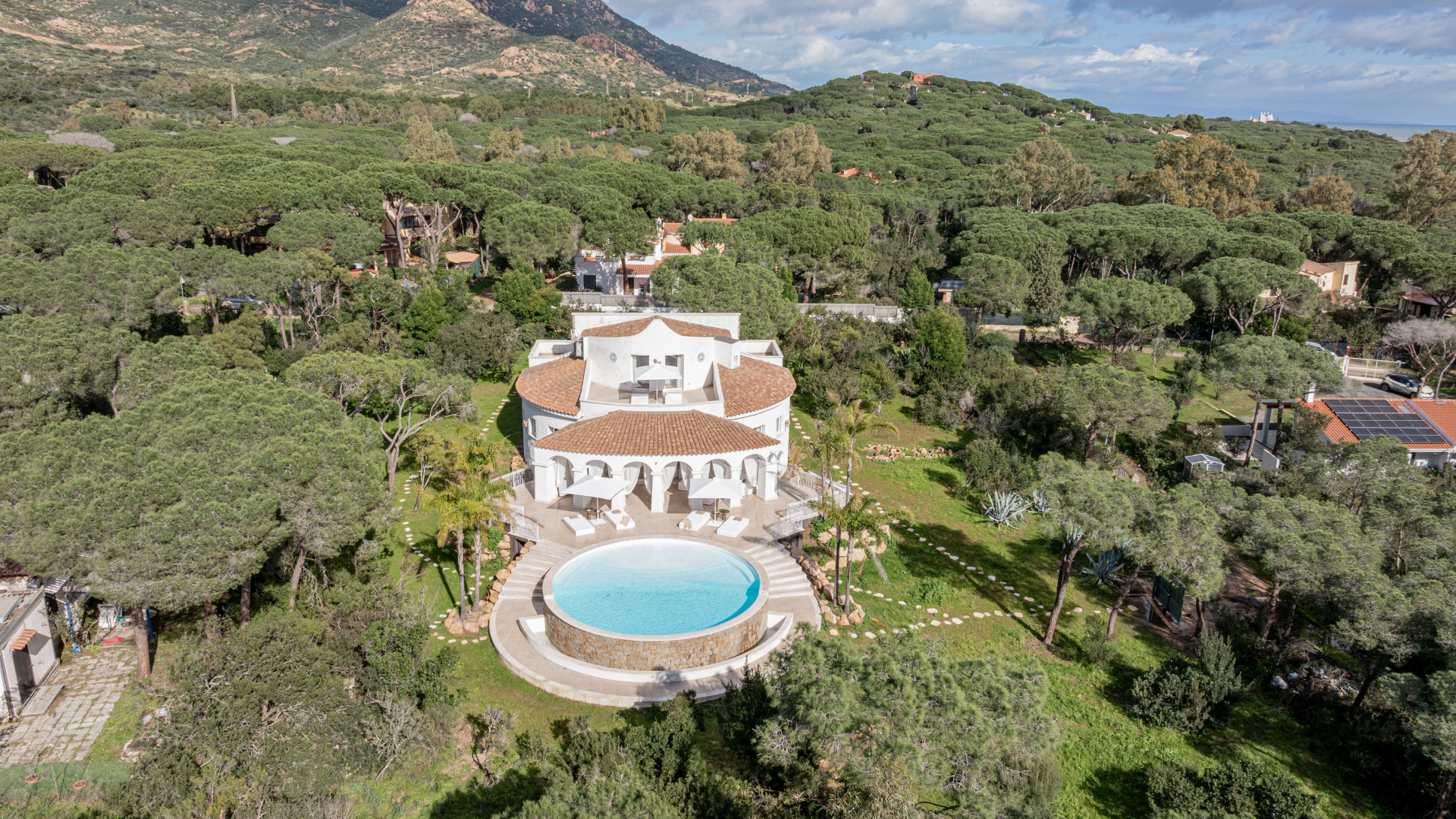 The-Thinking-Traveller-4-Robb-Report-Italia