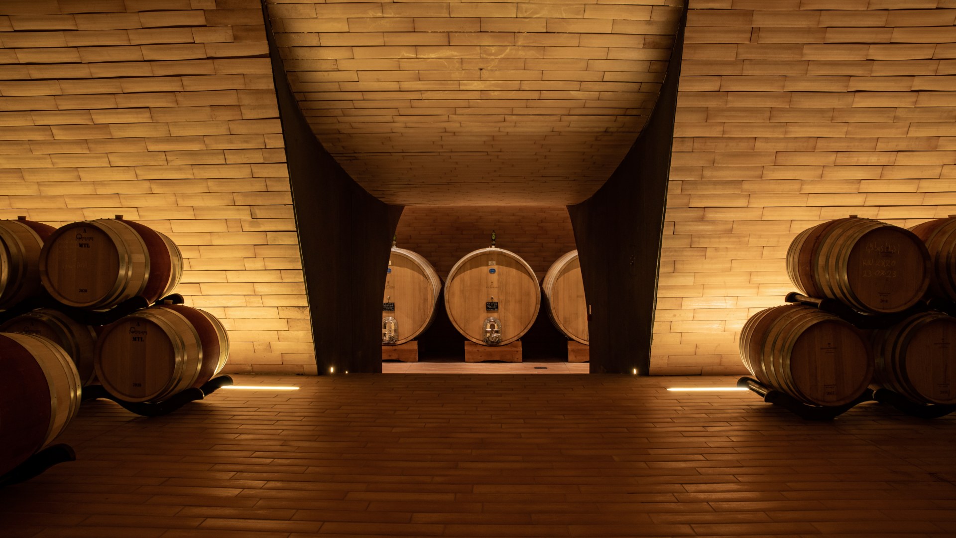 Sampling-the-Vineyard-6-Robb-Report-Italia