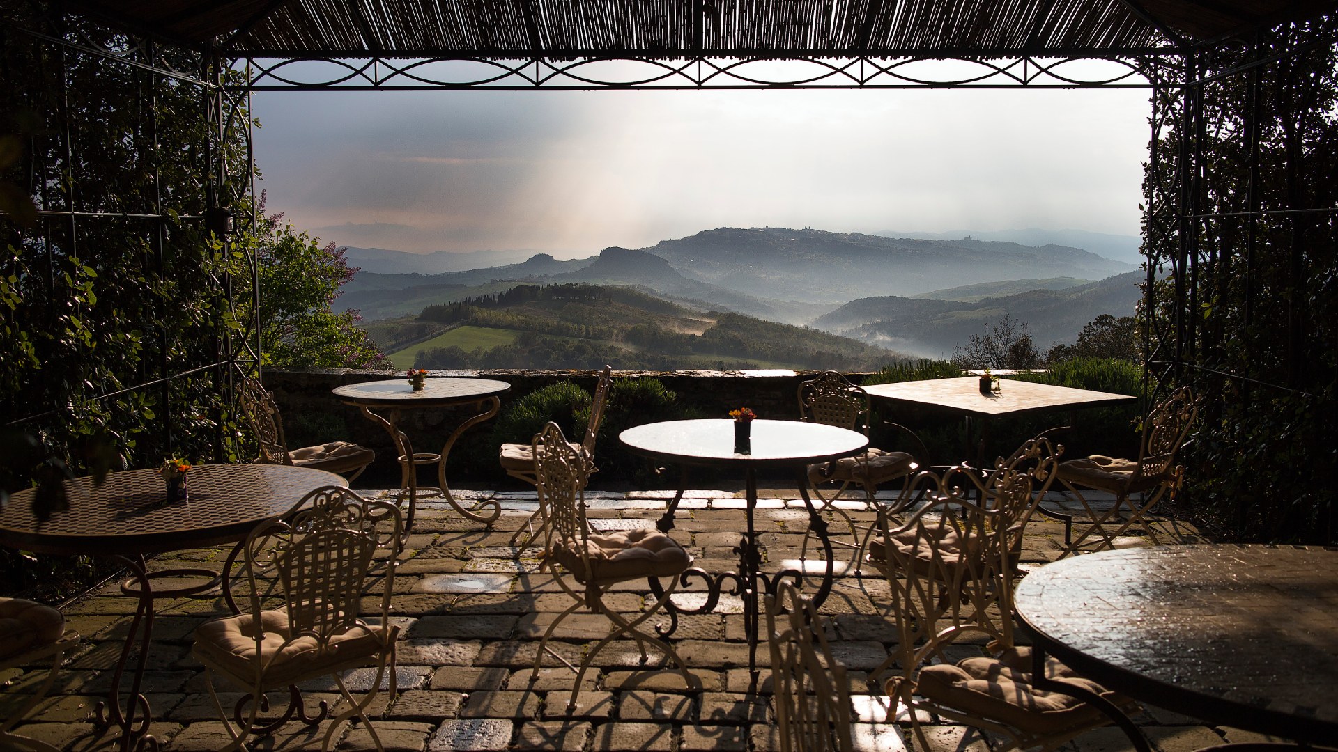 Borgo-Pignano-Florence-1-Robb-Report-Italia