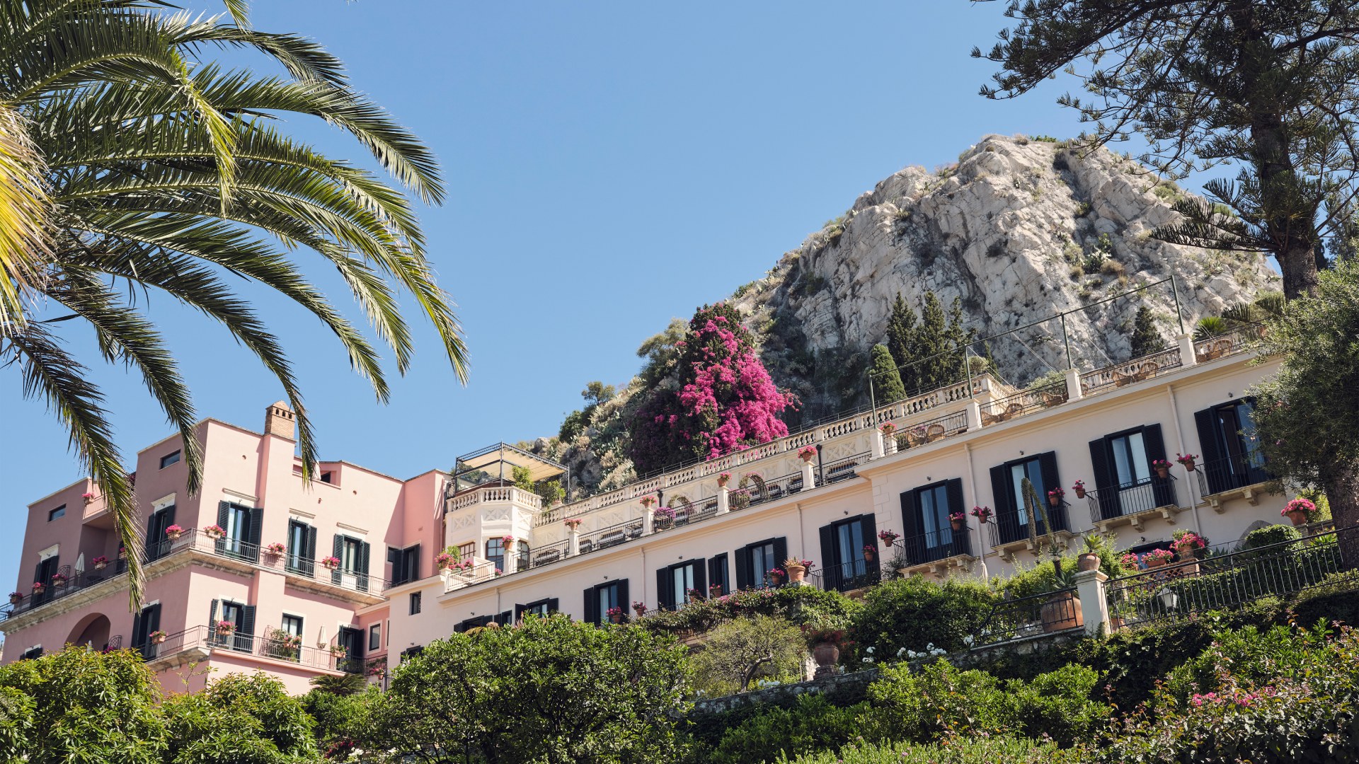 Grand-Hotel-Timeo-1-Robb-Report-Italia