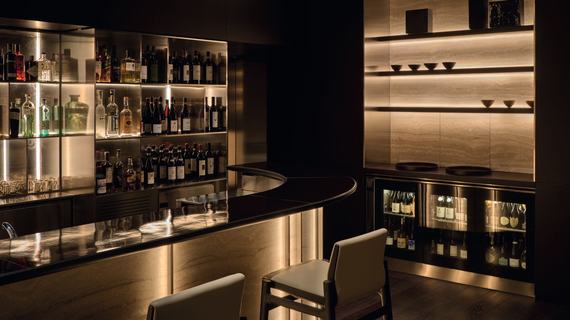 Poliform-Cafe-3-Robb-Report-Italia