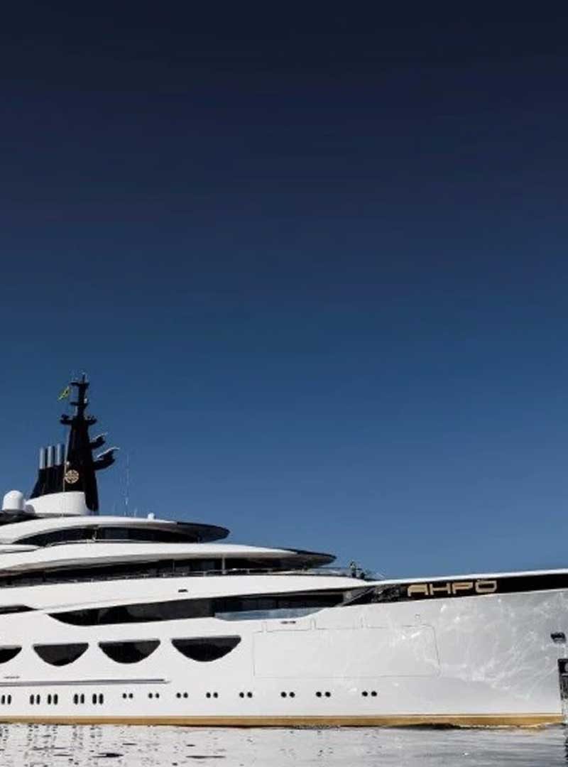 Apho-Superyacht-Robb-Report-Italia