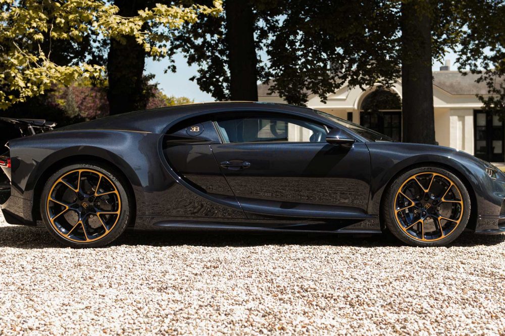 Bugatti-Chiron-L’Ébé-modello-d'oro-Robb-Report-Italia