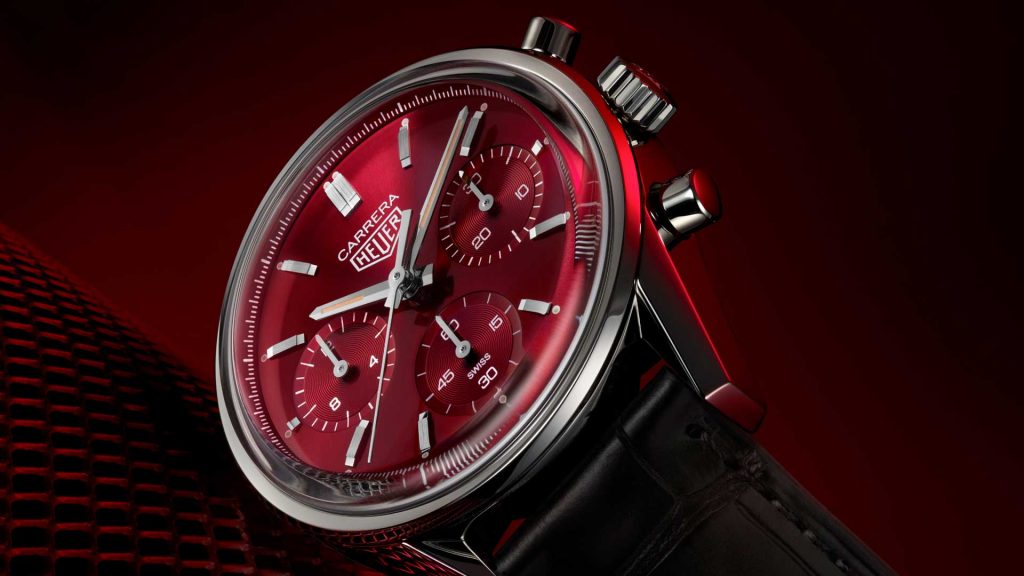 Tag-Heuer-Carrera-Red-Dial-Robb-Report-Italia