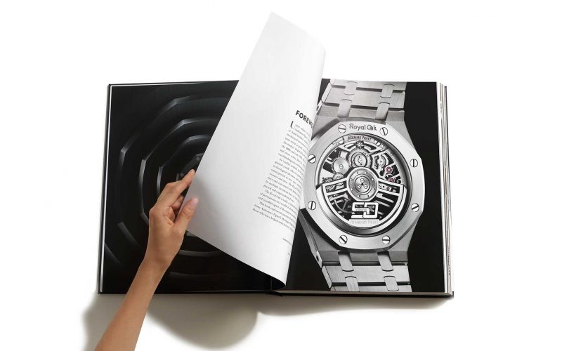 coffee-table-book-royal-oak-pagine-interne-robb-report-italia