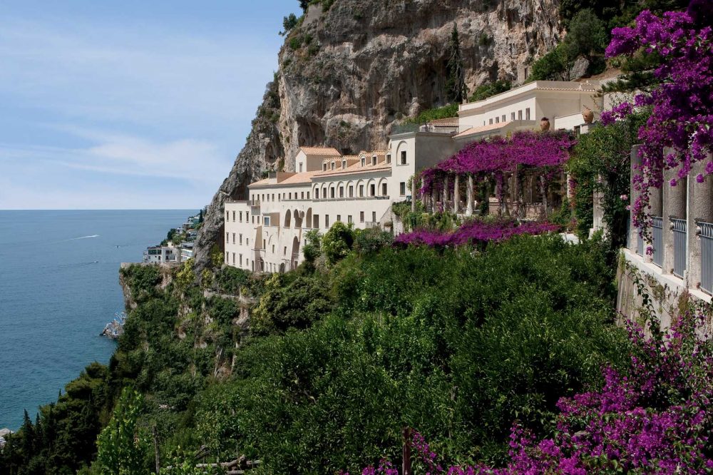 Gino-Sorbillo-anantara-grand-hotel-convento-amalfi-robb-report-italia