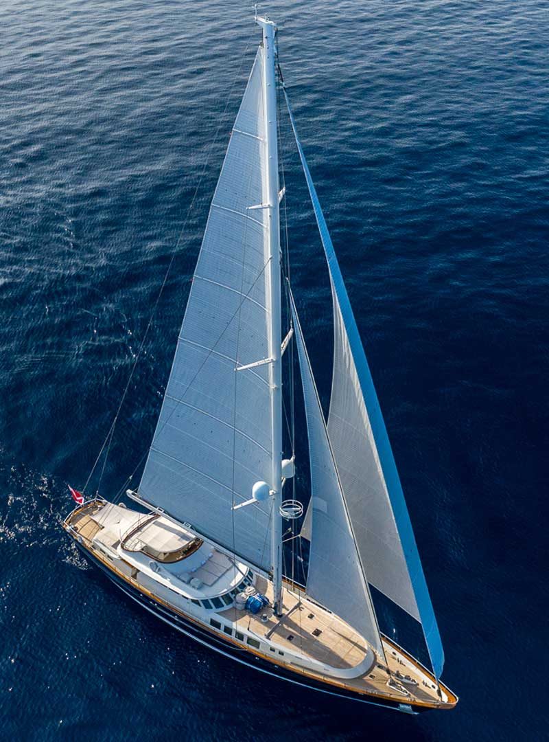 yacht-a-vela-corto-maltese-in-vendita-robb-report-italia