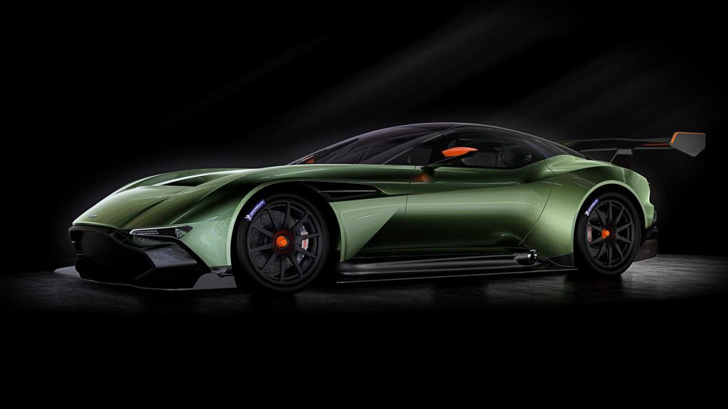 Aston-Martin-Vulcan-modello-unico-robb-report-italia