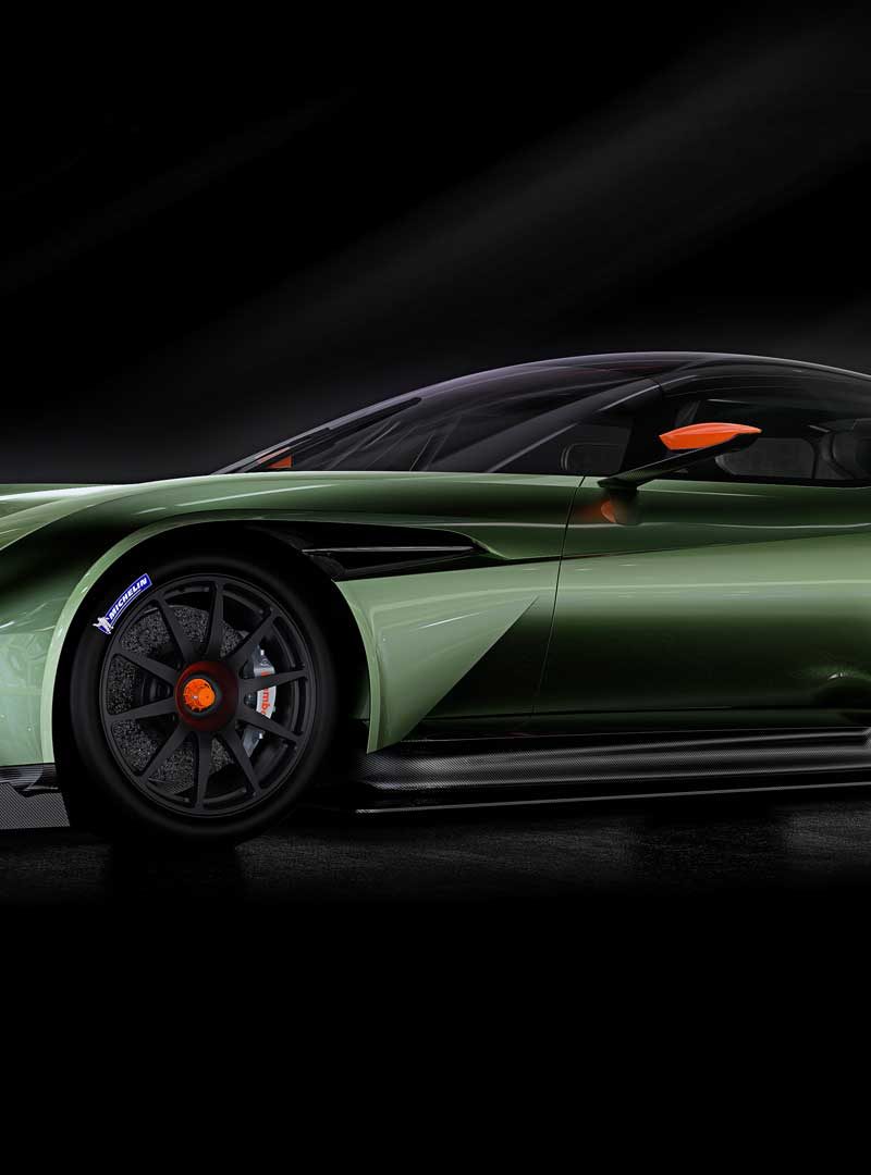 Aston-Martin-Vulcan-modello-unico-robb-report-italia