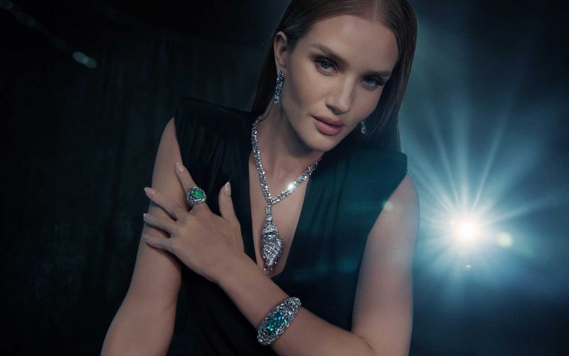 Rosie-Huntington-Whiteley-Tiffany-and-co-Ambassador-robb-report-italia