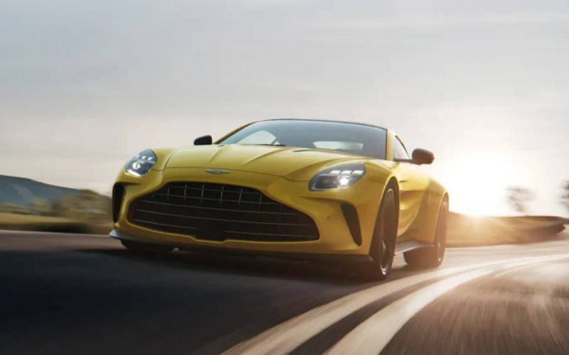 Aston Martin Vantage-robb-report-italia