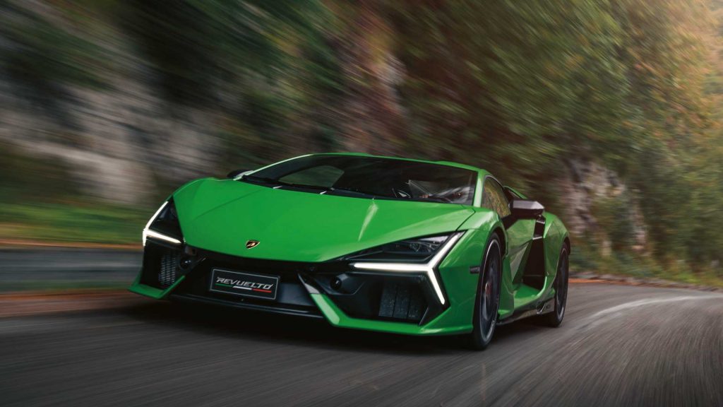 revuelto-lamborghini-robb-report-italia