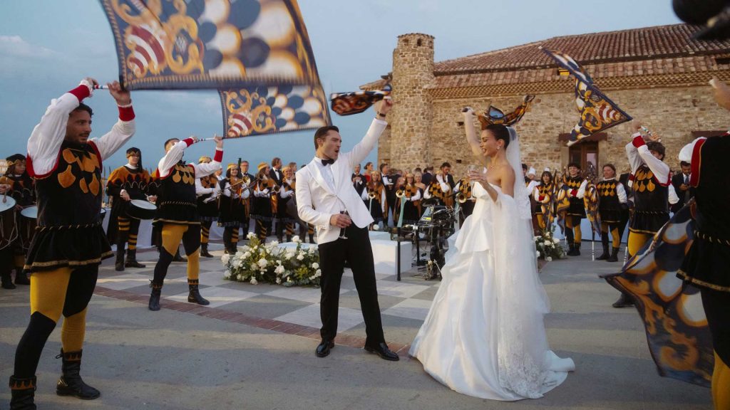 Ed-Westwick-e-Amy-Jackson-wedding-castello-di-rocca-cilento-robb-report-italia