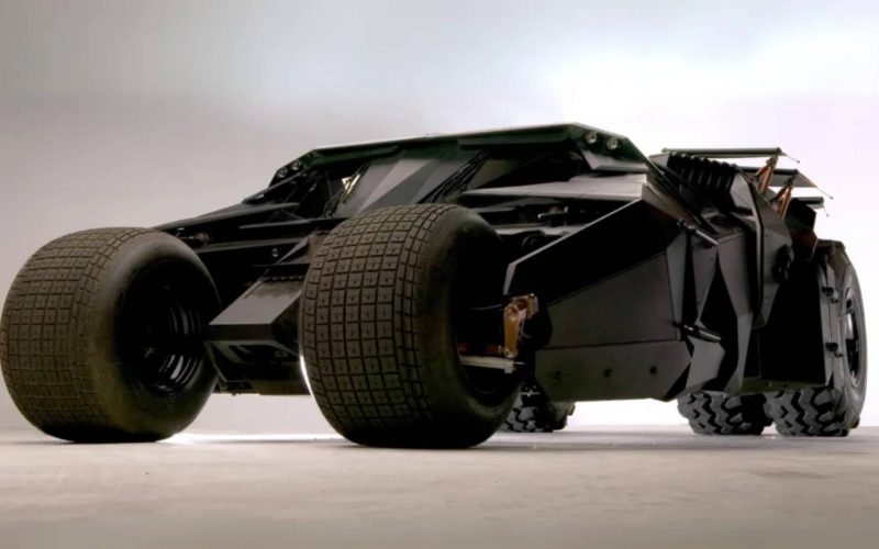 batmobile-tumbler-robb-report-italia