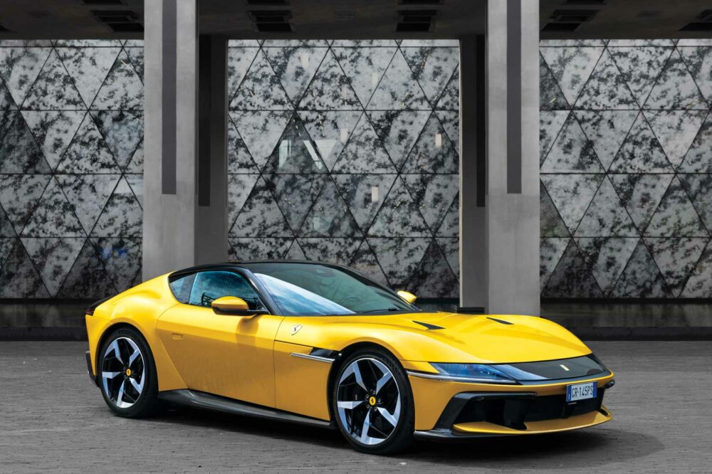 12Cilindri-Ferrari-3-Robb-Report-Italia