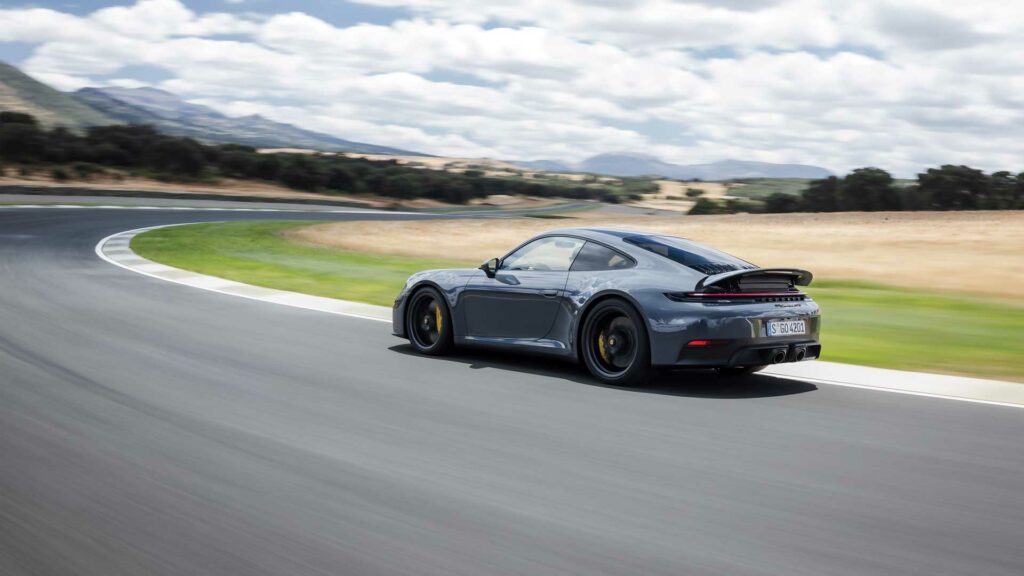 911-gts-1-Robb-Report-Italia