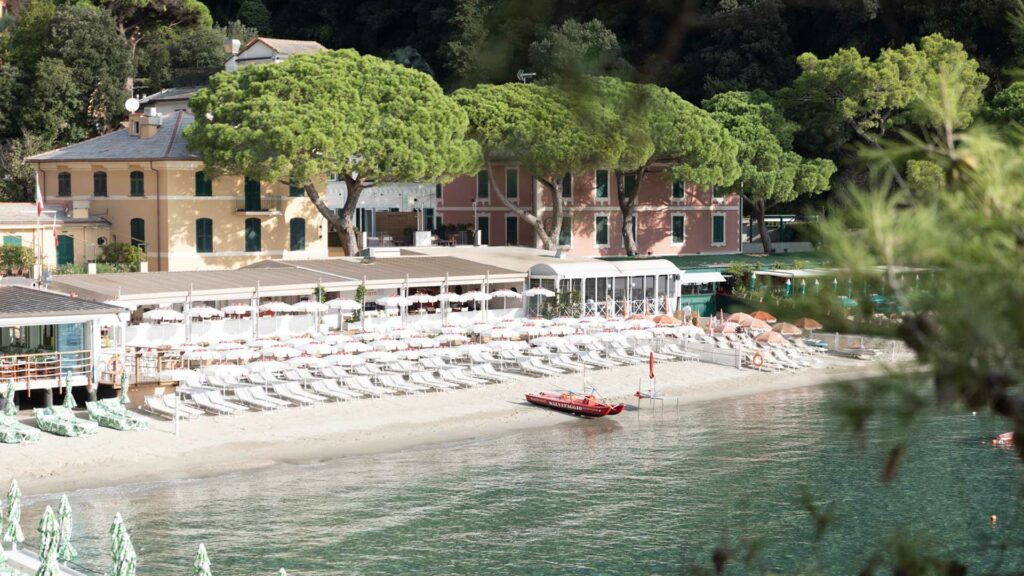 Paraggi-Bagno-Bosetti-O-Magazin-in-spiaggia-robb-report-italia