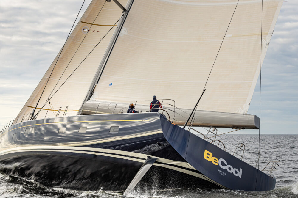 Swan-128-1-Robb-Report-Italia