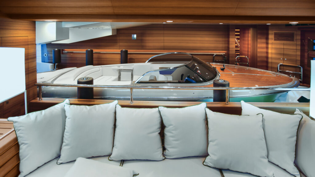 CRN-9-Robb-Report-Italia