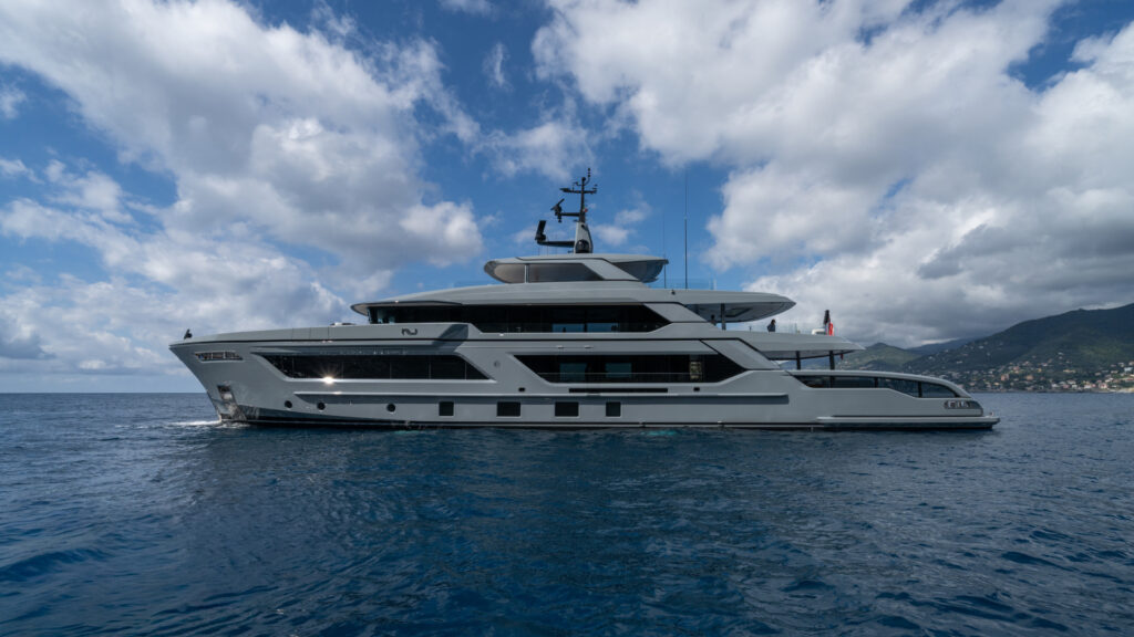 Monaco-Yacht-Show-1-Robb-Report-Italia