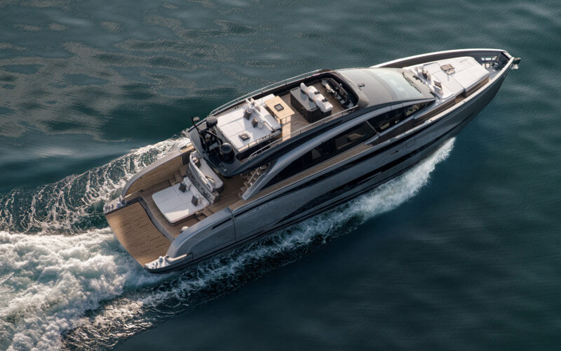 Pershing-GTX70-1-Robb-Report-Italia