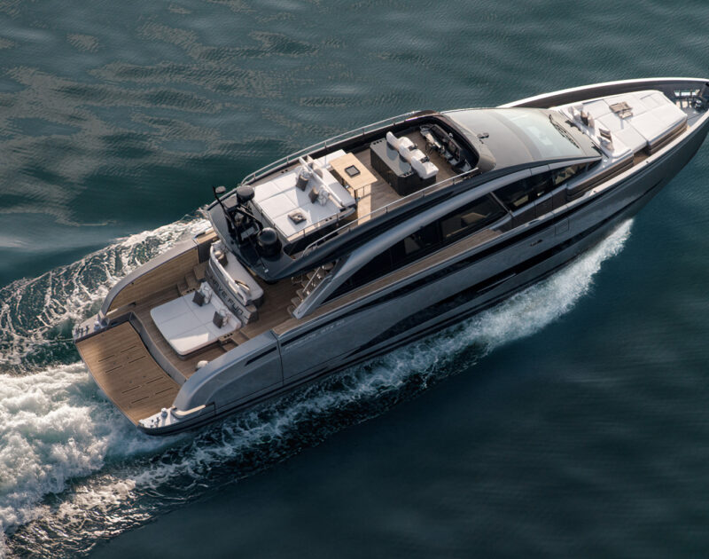 Pershing-GTX70-1-Robb-Report-Italia