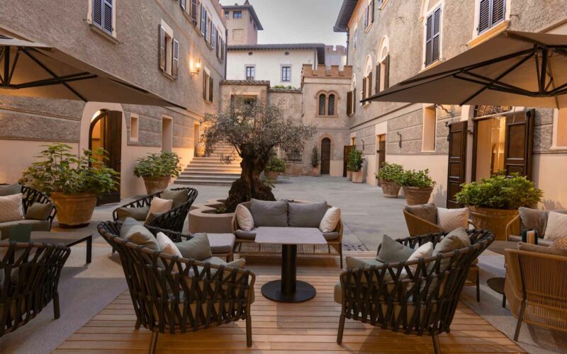 Borgo-dei-conti-umbria-relais-robb-report-italia