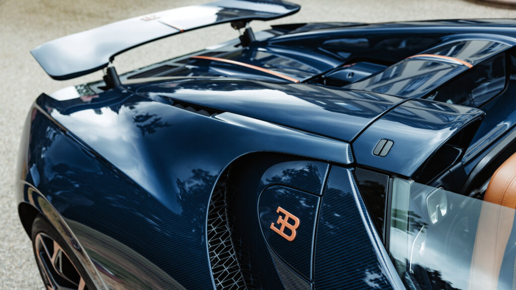 Bugatti-Mistral-6-Robb-Report-Italia