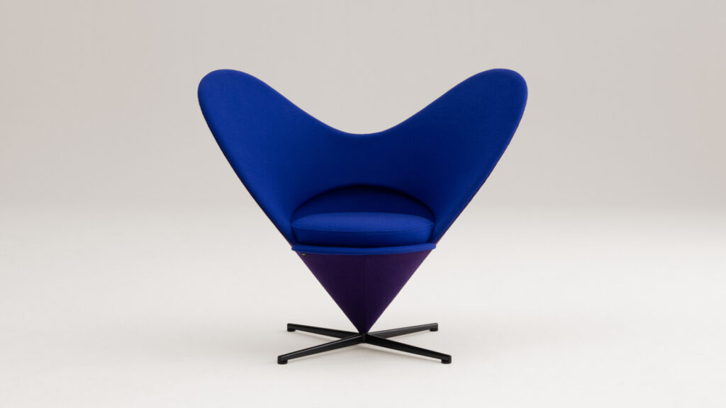 Heart-Cone-Chair-1-Robb-Report-Italia