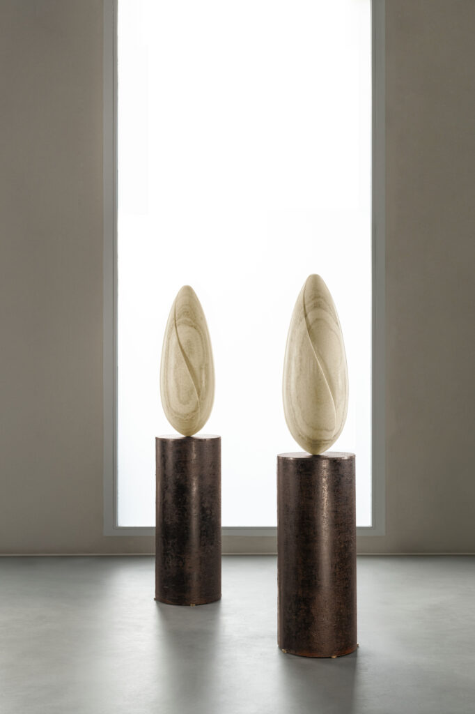 Reflections-on-Brancusi-6-Robb-Report-Italia